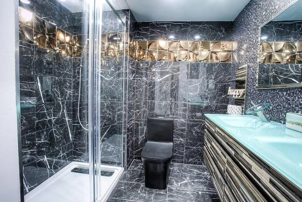 Luxury 1Br Apartment, Free Parking 蒙特利尔 公寓